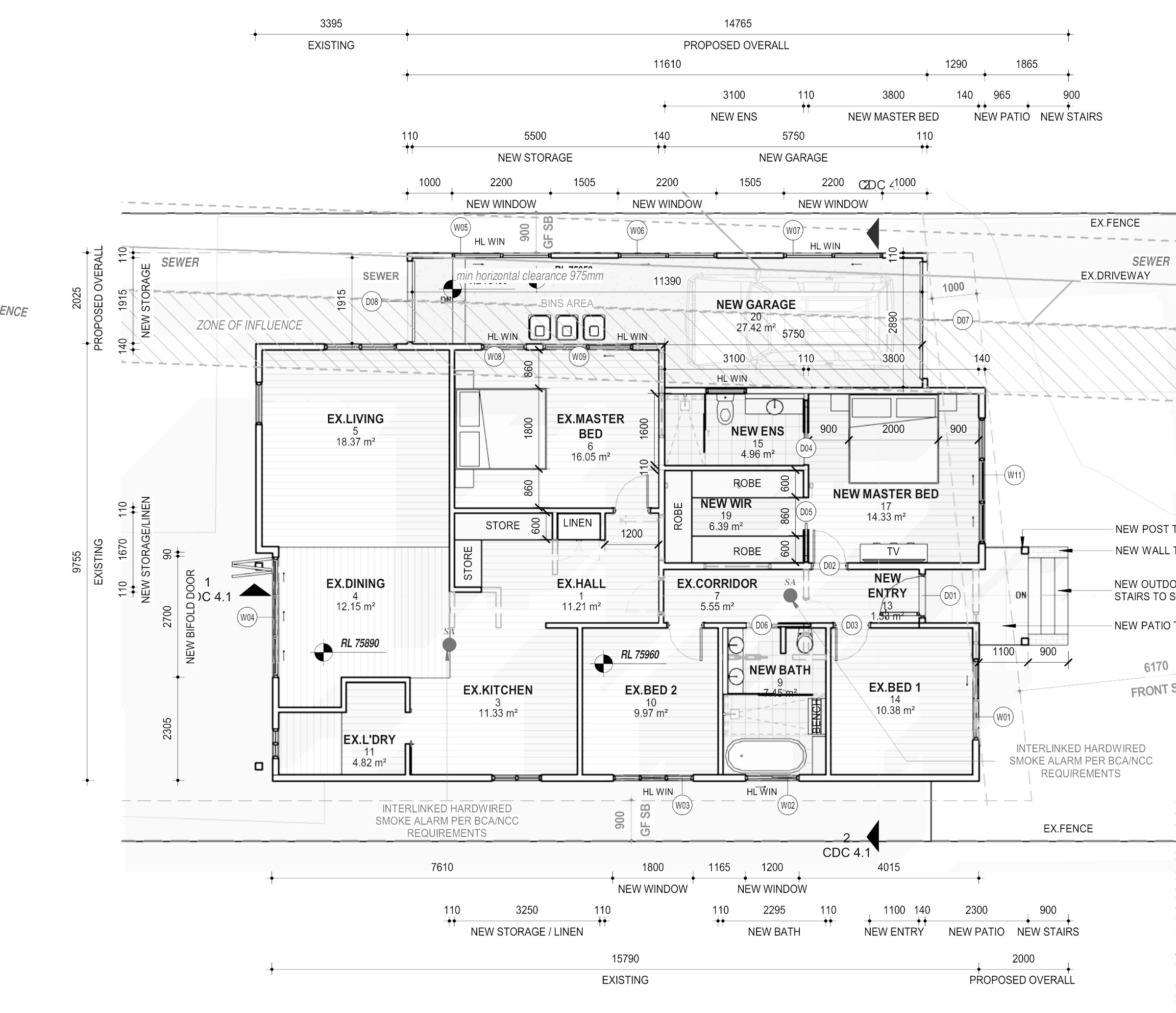 Como master suite and garage — image 2